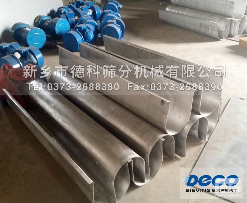 U��������